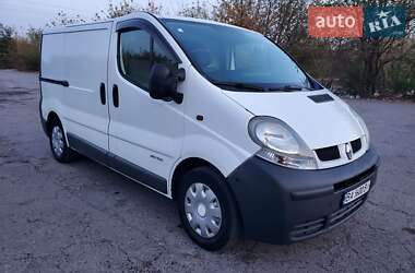 Вантажний фургон Renault Trafic 2006 в Благовіщенську