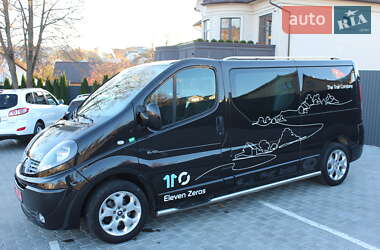 Мінівен Renault Trafic 2012 в Чернівцях