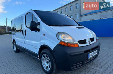 Минивэн Renault Trafic 2006 в Дубно