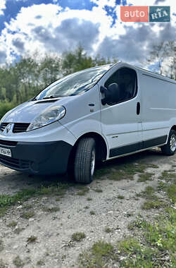 Вантажний фургон Renault Trafic 2011 в Львові