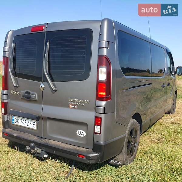 Минивэн Renault Trafic 2017 в Ровно