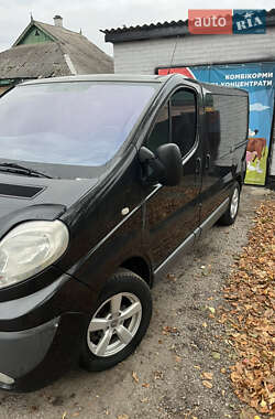 Грузовой фургон Renault Trafic 2011 в Карловке