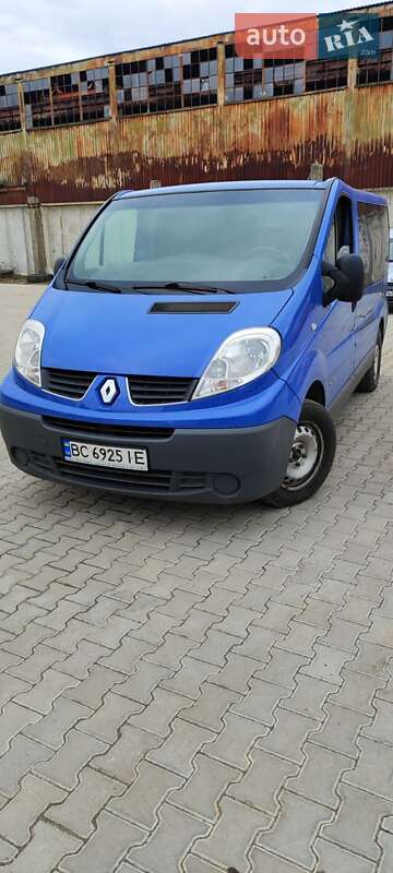 Микроавтобус Renault Trafic 2010 в Дрогобыче