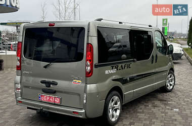 Минивэн Renault Trafic 2011 в Сарнах