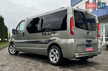 Минивэн Renault Trafic 2011 в Сарнах