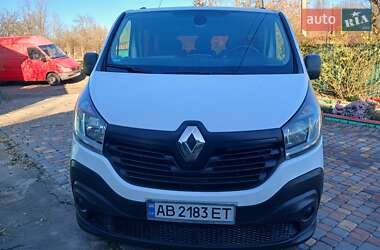 Мінівен Renault Trafic 2016 в Оратові