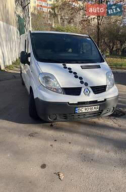 Вантажний фургон Renault Trafic 2011 в Львові