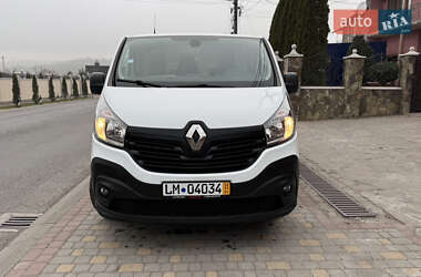 Вантажний фургон Renault Trafic 2019 в Сваляві