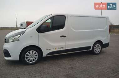 Вантажний фургон Renault Trafic 2014 в Радивиліві