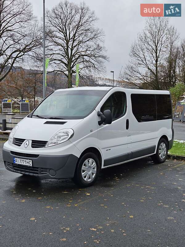 Минивэн Renault Trafic 2014 в Киеве