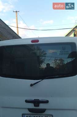 Мінівен Renault Trafic 2005 в Дніпрі