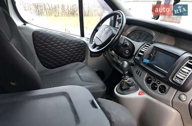 Мінівен Renault Trafic 2005 в Яворові