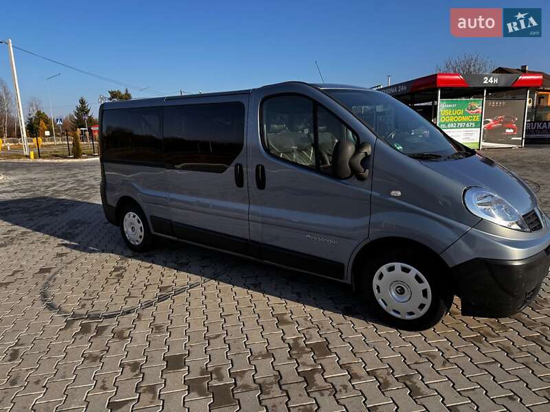 Минивэн Renault Trafic 2011 в Полтаве фото 10 Минивэн Renault Trafic 2011 в Полтаве