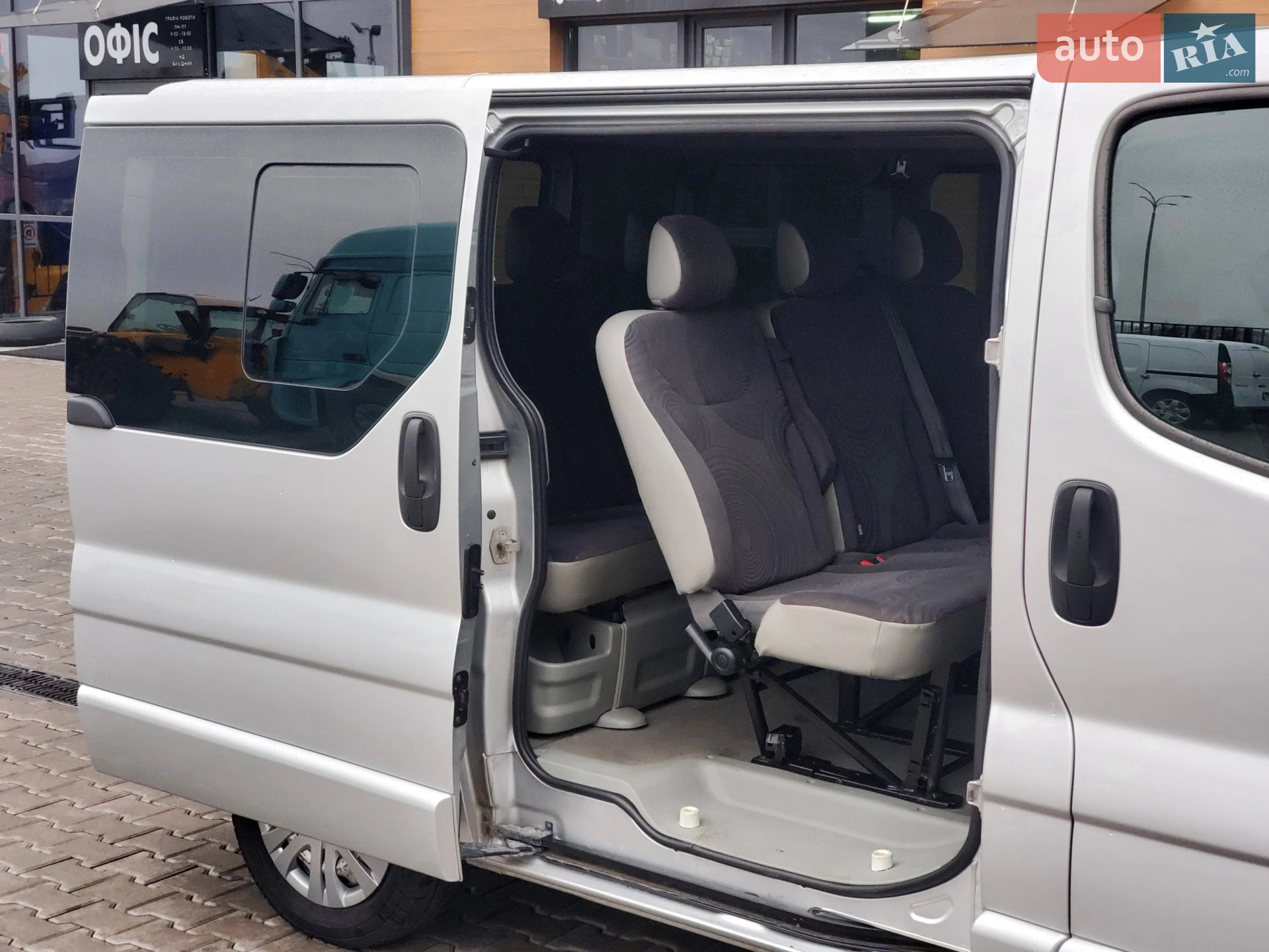 2011 Renault Trafic - мініатюра 14