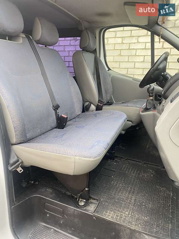 Мінівен Renault Trafic 2005 в Олександрії