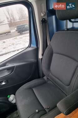 Минивэн Renault Trafic 2020 в 