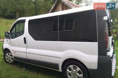 Мінівен Renault Trafic 2005 в Стрию