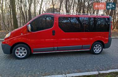 Мінівен Renault Trafic 2013 в Чернівцях