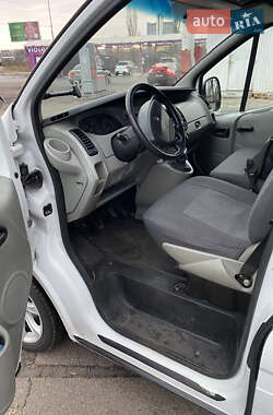 Мінівен Renault Trafic 2002 в 