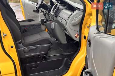 Мінівен Renault Trafic 2013 в Нововолинську