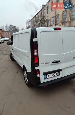 Вантажний фургон Renault Trafic 2018 в Кореці