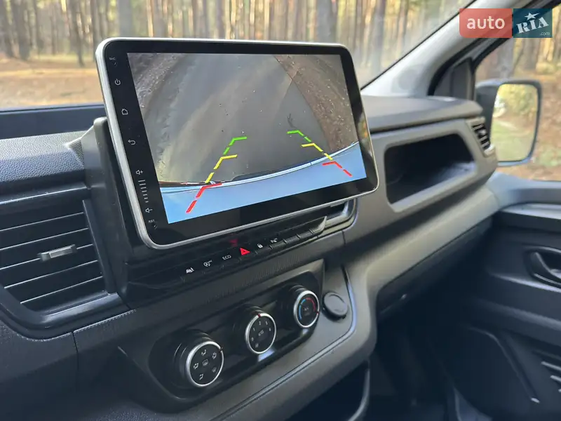 Другие грузовики Renault Trafic 2023 в 