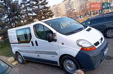 Мінівен Renault Trafic 2004 в Кривому Розі