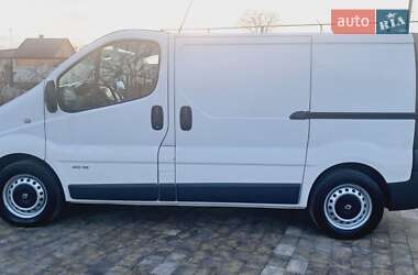 Вантажний фургон Renault Trafic 2012 в Вараші