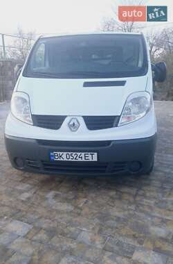 Вантажний фургон Renault Trafic 2012 в Вараші