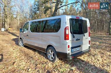 Мінівен Renault Trafic 2015 в Житомирі