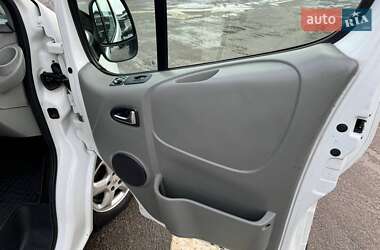 Мінівен Renault Trafic 2014 в Житомирі