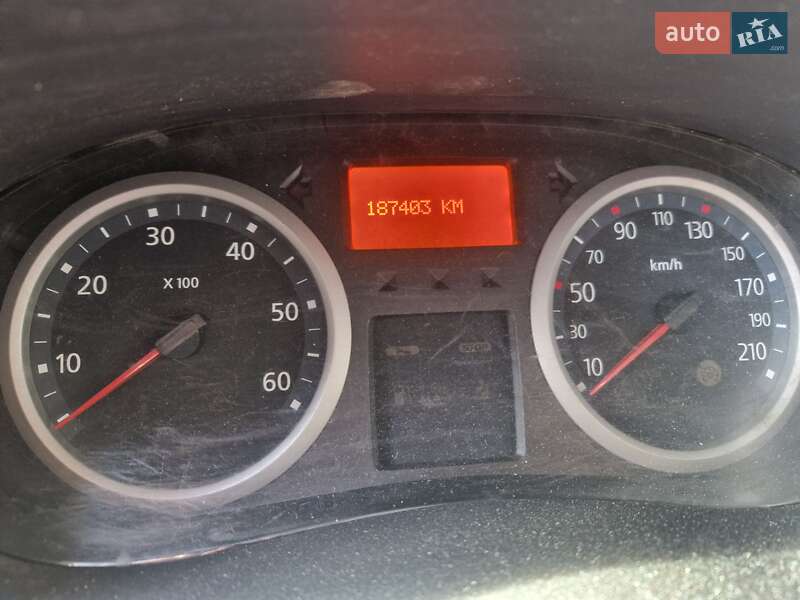 Минивэн Renault Trafic 2013 в Луцке фото 16 Минивэн Renault Trafic 2013 в Луцке