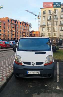 Грузовой фургон Renault Trafic 2006 в Ирпене