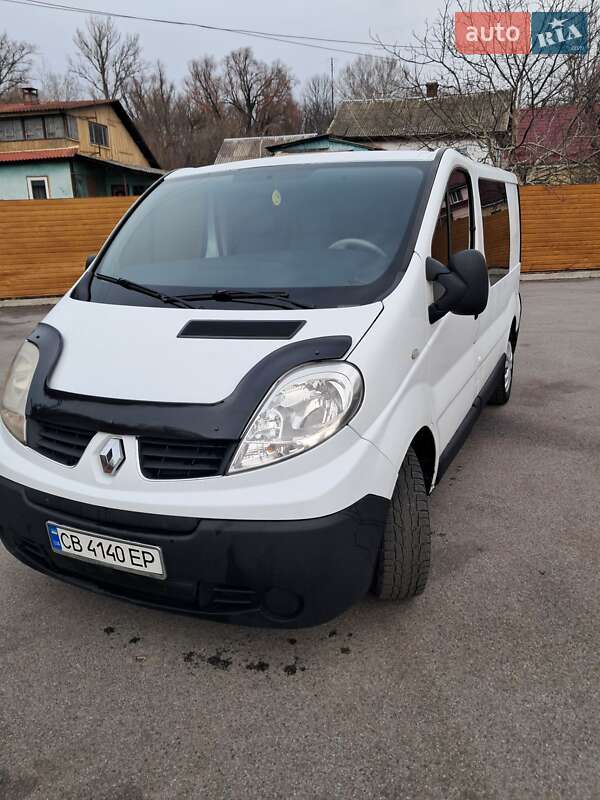 Мінівен Renault Trafic 2008 в Чернігові