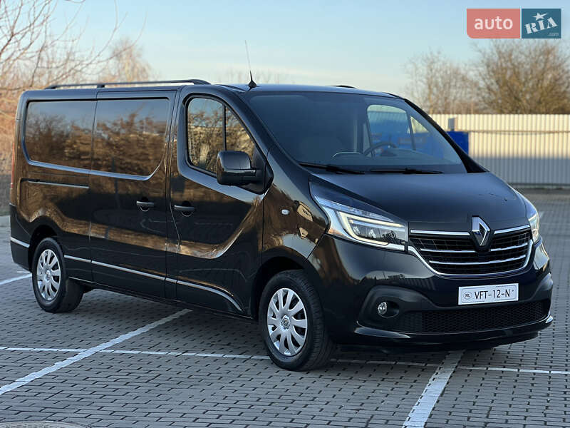 Вантажний фургон Renault Trafic 2020 в Дубні