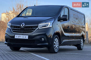 Вантажний фургон Renault Trafic 2020 в Дубні