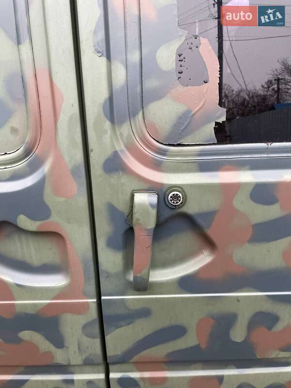 Грузопассажирский фургон Renault Trafic 1990 в Полтаве