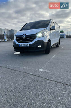 Вантажний фургон Renault Trafic 2015 в Запоріжжі