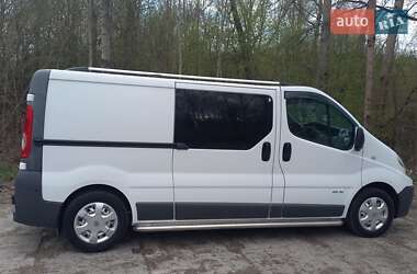 Вантажний фургон Renault Trafic 2011 в Львові