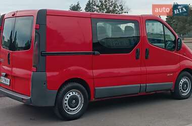 Мінівен Renault Trafic 2003 в Сарнах