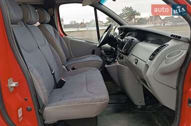 Мінівен Renault Trafic 2003 в Сарнах