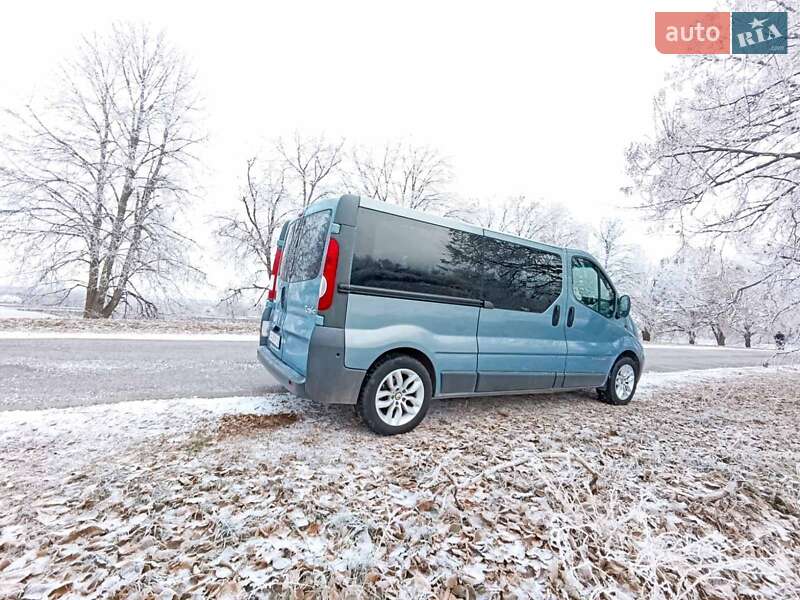 Минивэн Renault Trafic 2011 в Умани