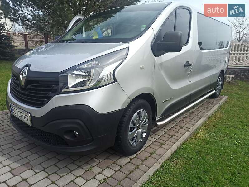 Минивэн Renault Trafic 2015 в Самборе фото 12 Минивэн Renault Trafic 2015 в Самборе