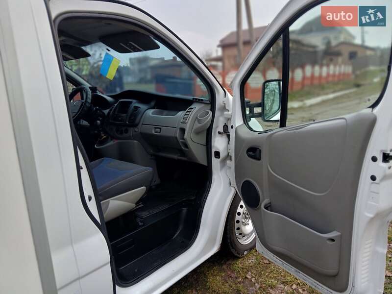 Грузовой фургон Renault Trafic 2013 в Бердичеве фото 20 Грузовой фургон Renault Trafic 2013 в Бердичеве