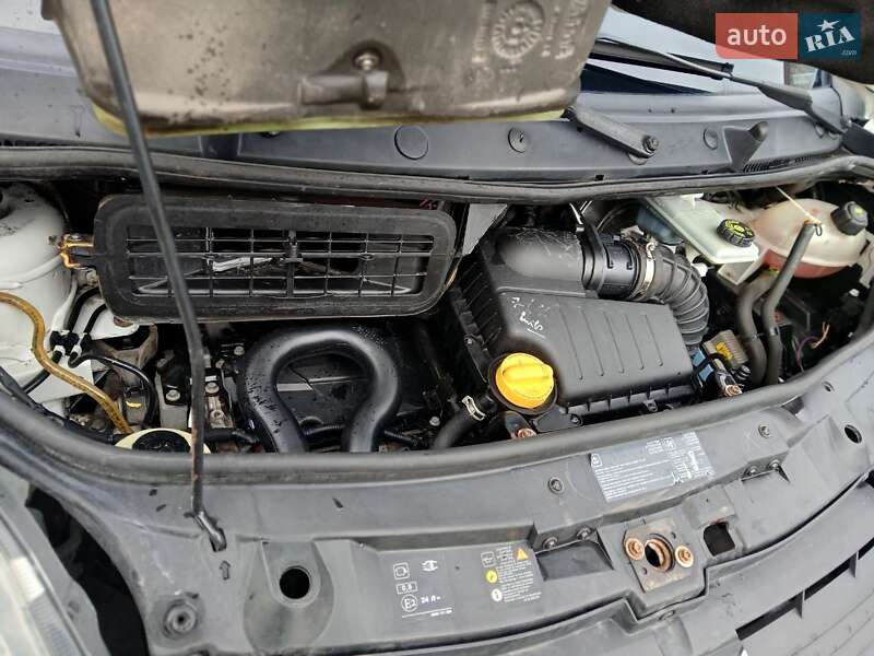 Грузовой фургон Renault Trafic 2013 в Бердичеве фото 32 Грузовой фургон Renault Trafic 2013 в Бердичеве