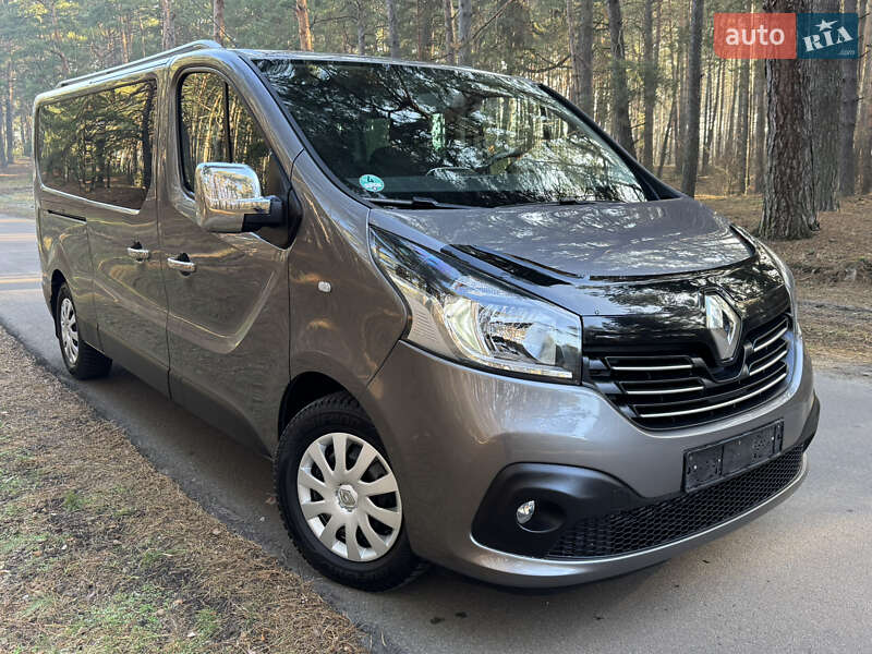 Минивэн Renault Trafic 2018 в Киеве