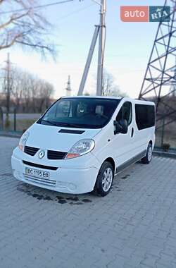 Мінівен Renault Trafic 2006 в Самборі