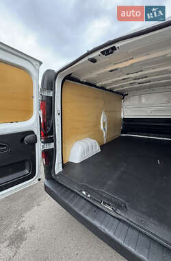 Вантажний фургон Renault Trafic 2021 в 