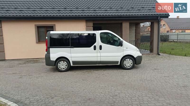 Мінівен Renault Trafic 2009 в Любомлі