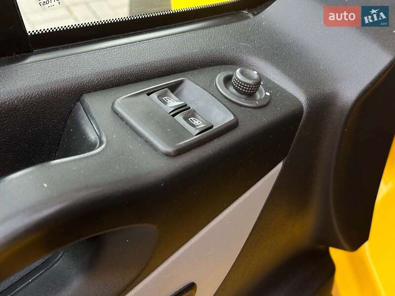 Вантажний фургон Renault Trafic 2017 в Одесі фото 12 Вантажний фургон Renault Trafic 2017 в Одесі